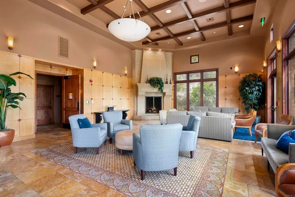 Additional image 118 of 2753 Bellezza Dr, San Diego, CA 92108