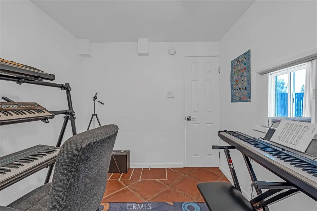 Additional image 35 of 18645 Hatteras Street Unit 230, Tarzana, CA 91356