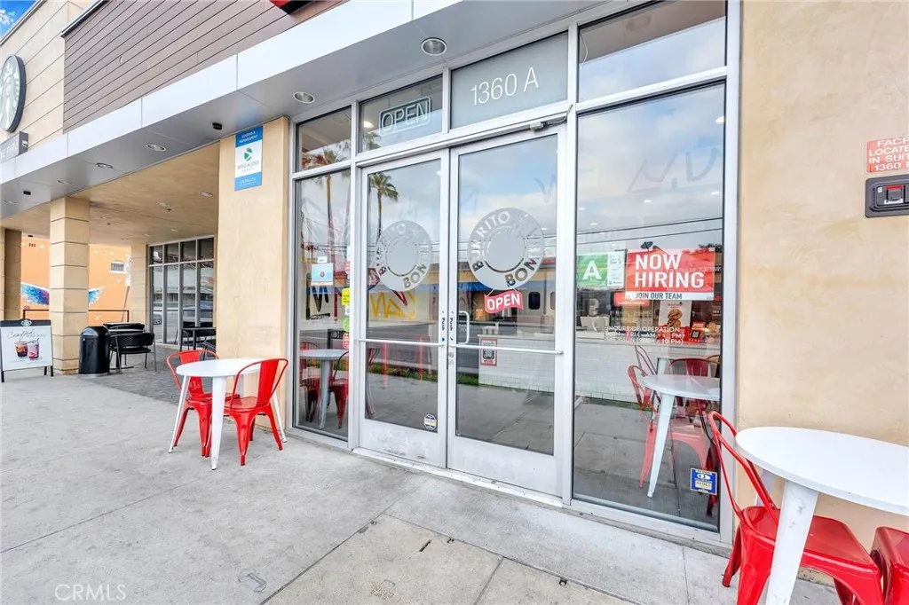 Additional image 3 of 1360 E Colorado Street Unit A, Glendale, CA 91205