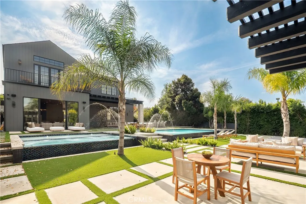 Additional image 106 of 20511 Wells Drive, Woodland Hills, CA 91364