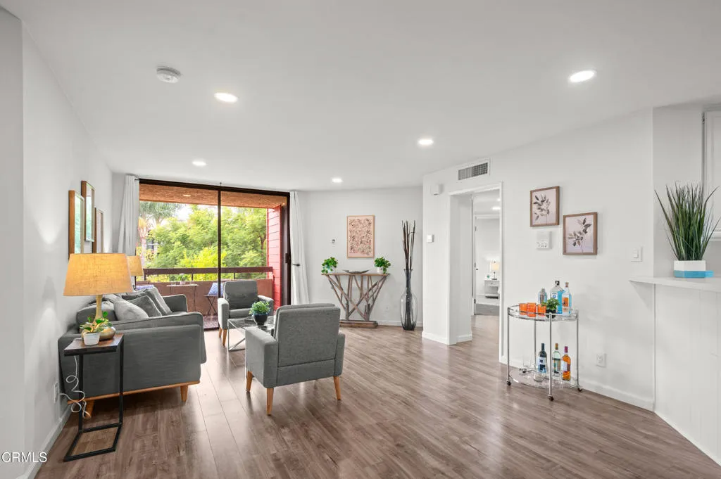 Additional image 50 of 3961 Via Marisol Unit 218, Los Angeles, CA 90042