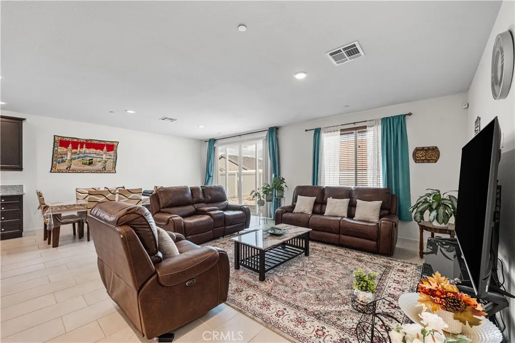 Additional image 9 of 37732 Phelan Lane, Palmdale, CA 93552