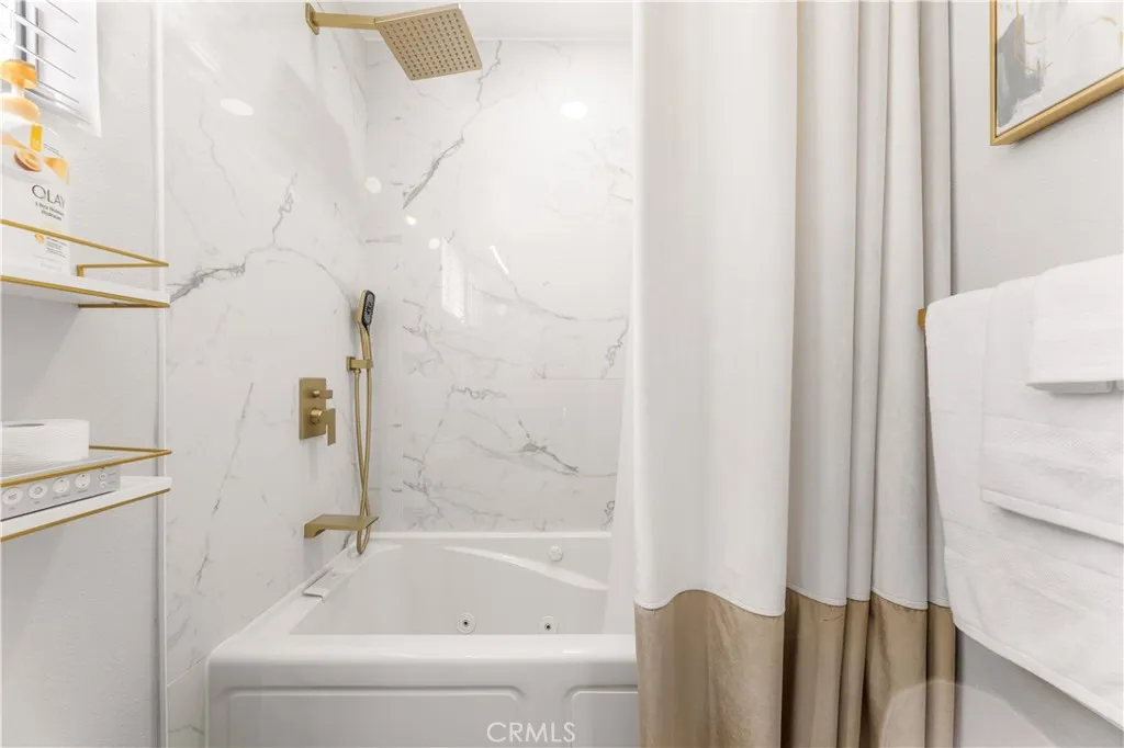 Additional image 86 of 430 E Spruce Ave Unit 65, Inglewood, CA 90301