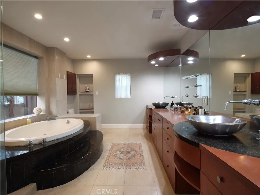 Additional image 29 of 207 S Poinsettia Avenue, Manhattan Beach, CA 90266