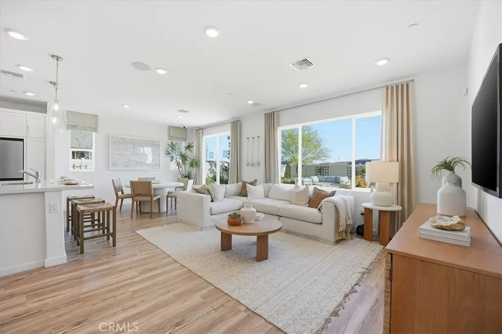 Additional image 47 of 44246 Fleetwood Drive, Lancaster, CA 93535