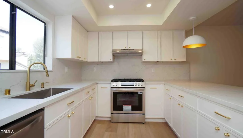 Additional image 13 of 21801 Burbank Boulevard Unit 74, Woodland Hills, CA 91367