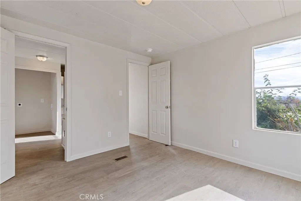 Additional image 12 of 6173 Holiday Ave, Rosamond, CA 93560