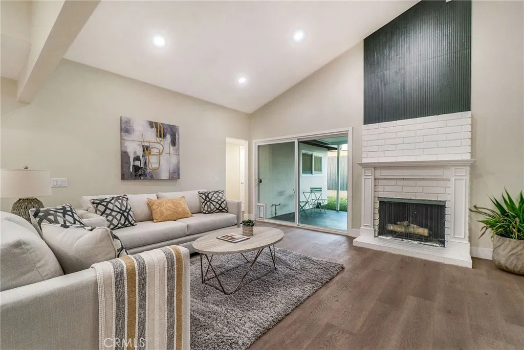 Additional image 108 of 1381 Penrith Ln, Tustin, CA 92780