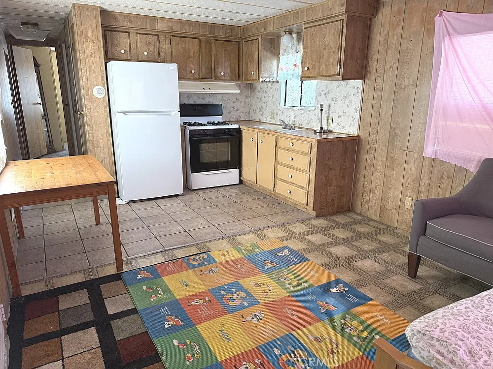 Additional image 17 of 13713 S Vermont Avenue Unit 15, Gardena, CA 90247