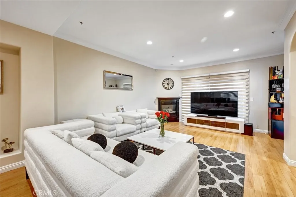 Additional image 10 of 13629 Wyandotte Street Unit 111, Van Nuys, CA 91405