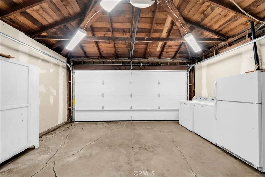 Additional image 40 of 8301 Reading Avenue, Los Angeles, CA 90045