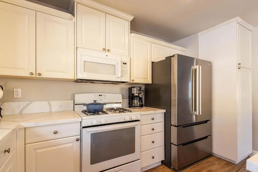 Additional image 43 of 823 Viking Lane, San Marcos, CA 92069