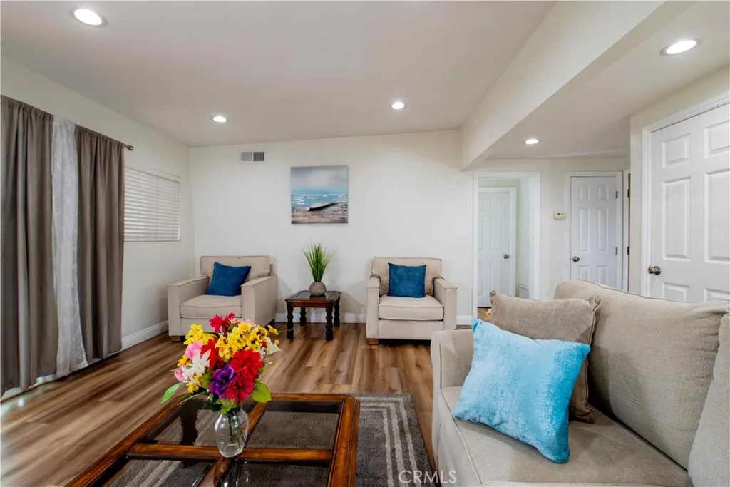 Additional image 7 of 11968 Rossiter Pl, Sylmar, CA 91342