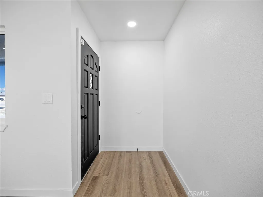 Additional image 40 of 21225 Lone Eagle Rd, Apple Valley, CA 92308