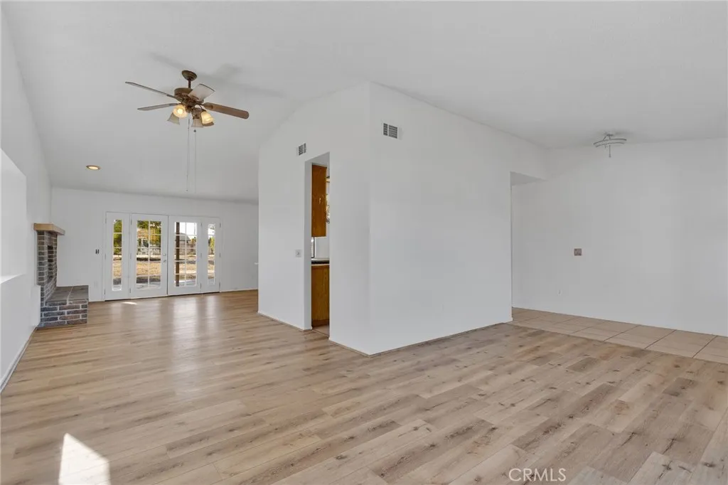 Additional image 10 of 18037 Mondamon Rd, Apple Valley, CA 92307