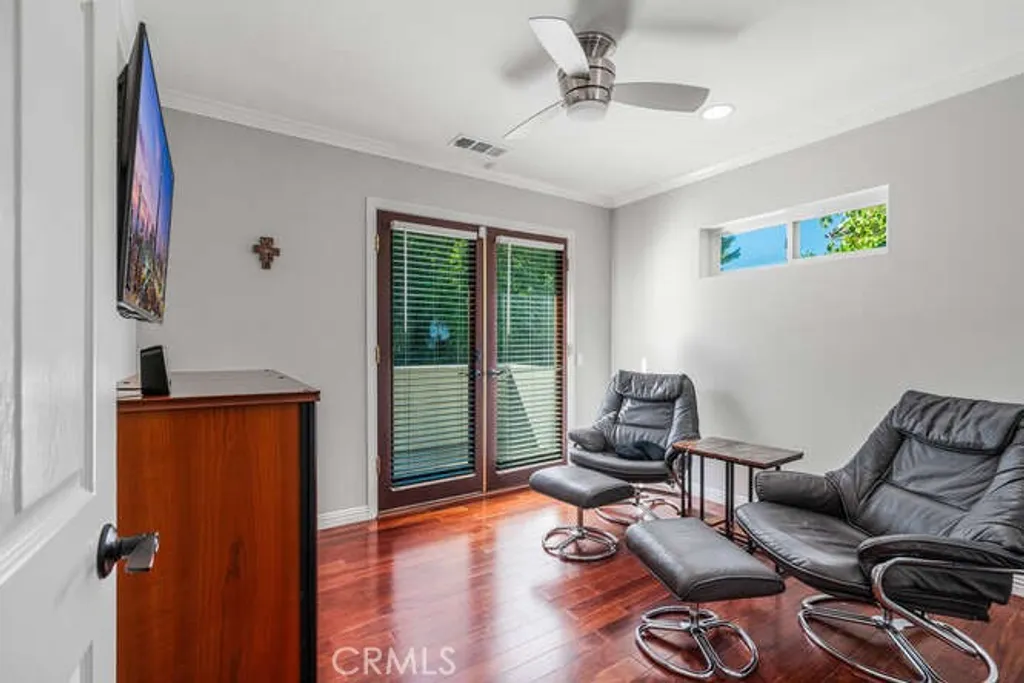 Additional image 25 of 3325 Alginet, Encino, CA 91436