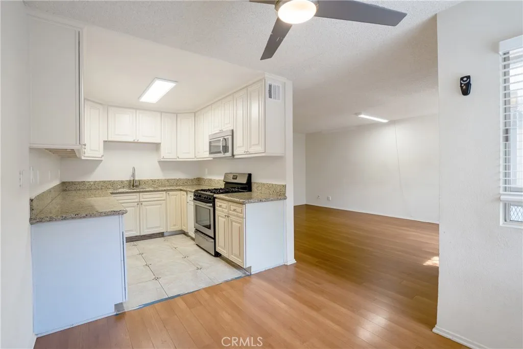 Additional image 41 of 801 E Acacia Ave Unit F, Glendale, CA 91205