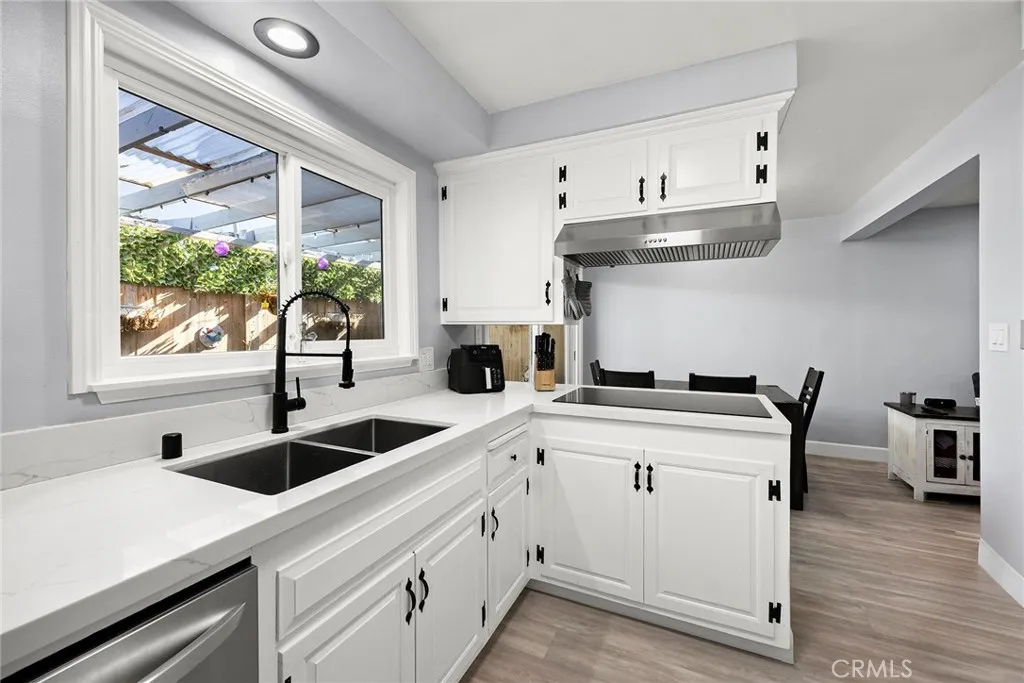 Additional image 39 of 313 N Acacia #C Ave, Fullerton, CA 92831