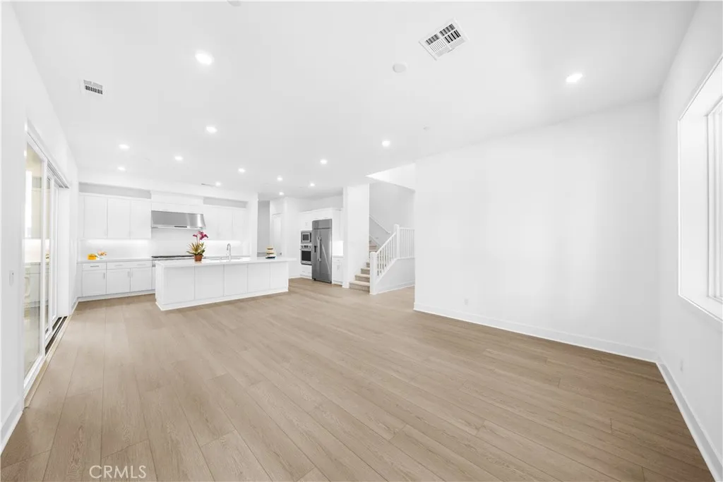 Additional image 9 of 165 Sawbuck, Irvine, CA 92618