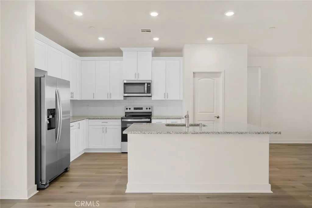 Additional image 10 of 14853 Indigo, Apple Valley, CA 92307