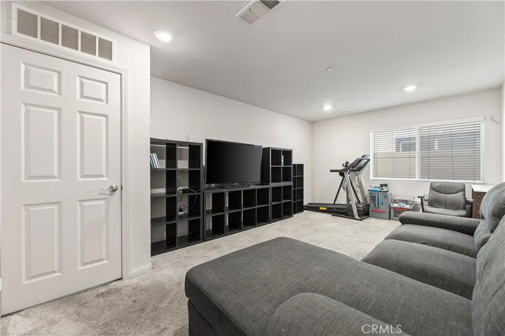 Additional image 7 of 1208 Dock Ln, Harbor City, CA 90710