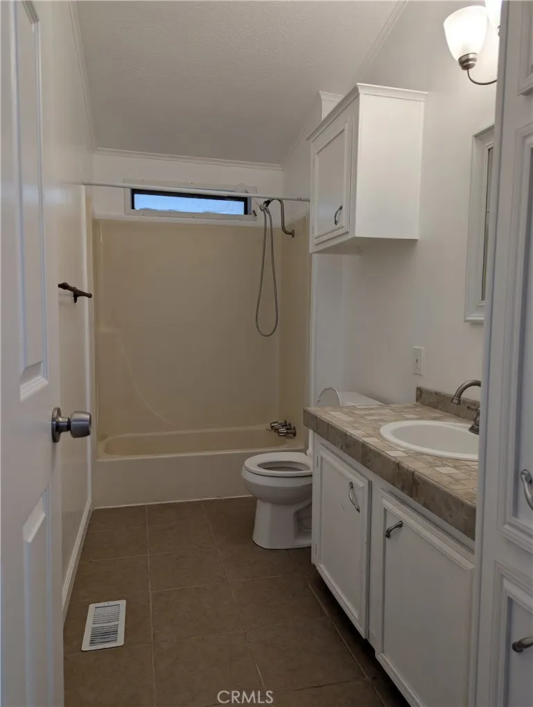 Additional image 32 of 21811 69th Street, California City, CA 93505