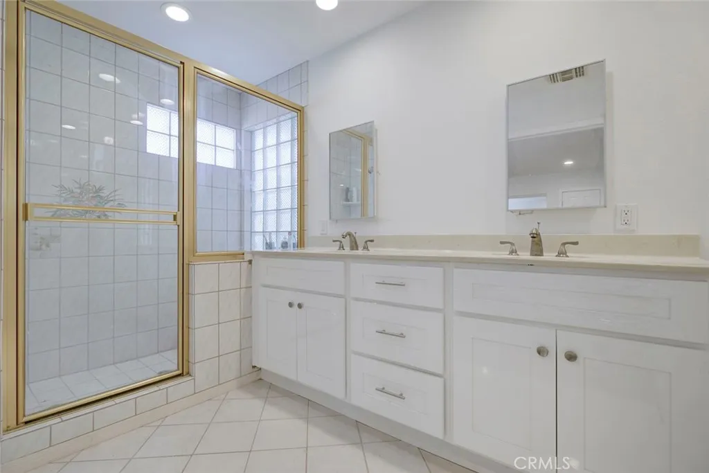 Additional image 66 of 20264 Lassen Street, Chatsworth, CA 91311