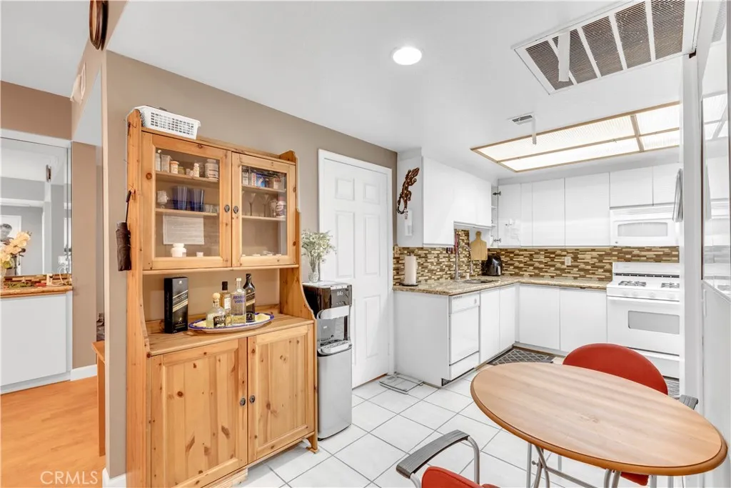 Additional image 13 of 10511 Ashton Unit 101, Los Angeles, CA 90024