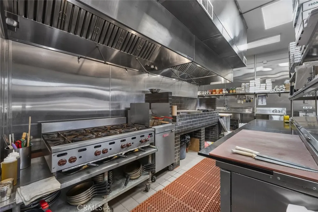 Additional image 63 of 12061 Strathern Street, North Hollywood, CA 91605