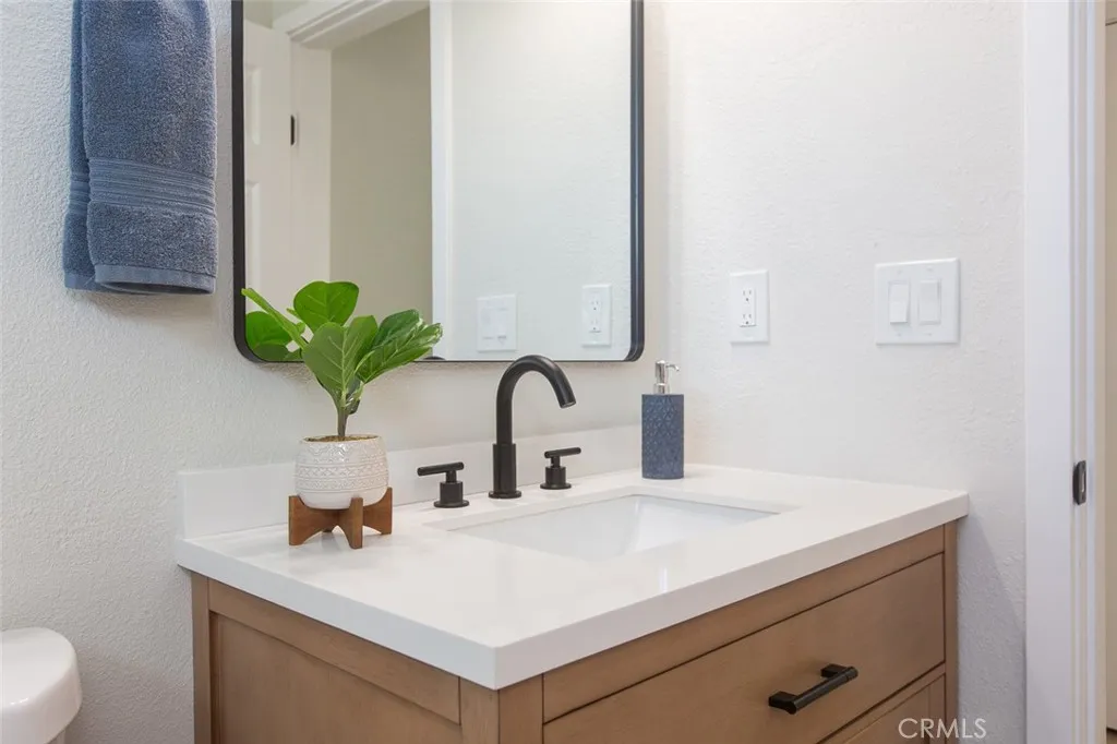 Additional image 68 of 425 S Cliveden Avenue, Compton, CA 90220