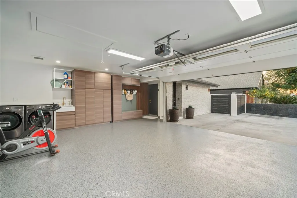 Additional image 35 of 985 Begonia Avenue, Costa Mesa, CA 92626