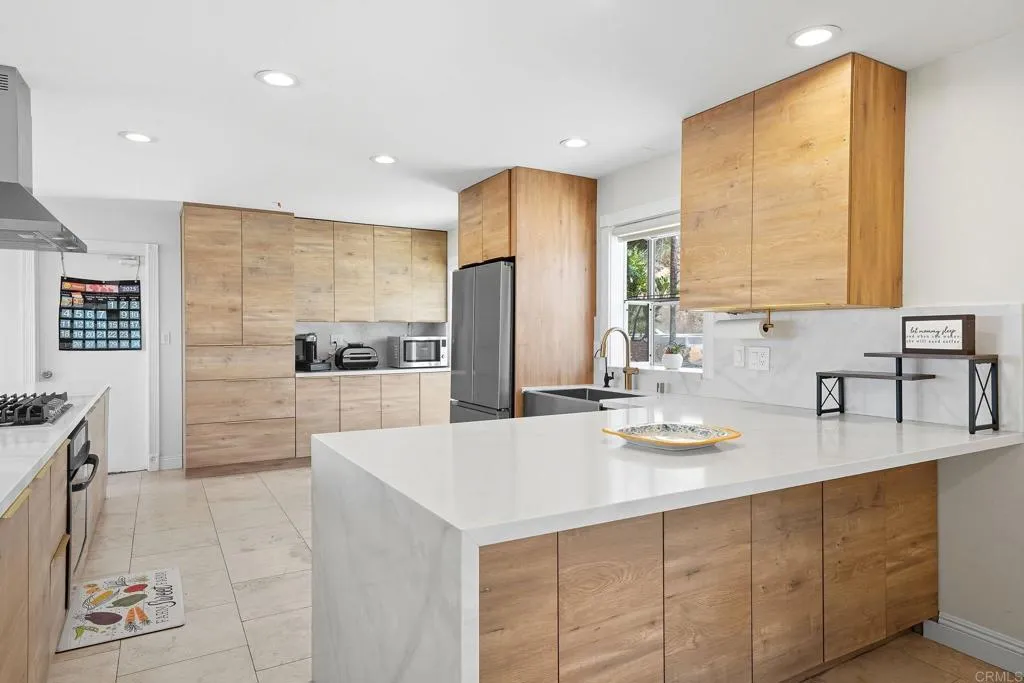 Additional image 10 of 305 Camino Del Cerro Grande, Bonita, CA 91902