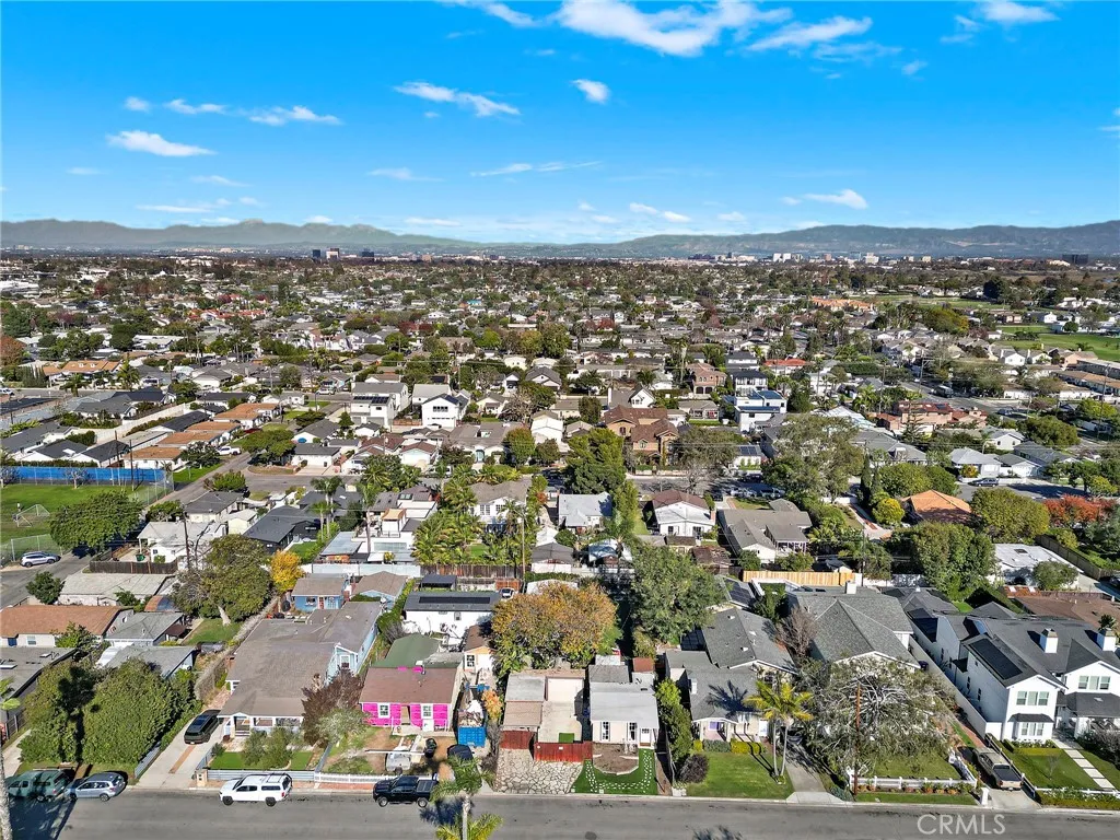 Additional image 7 of 268 Walnut Street, Costa Mesa, CA 92627