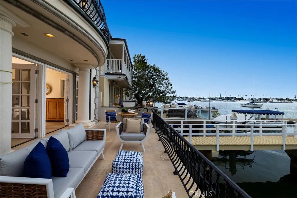 Additional image 85 of 339 Via Lido Soud, Newport Beach, CA 92663