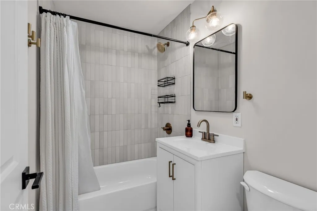 Additional image 59 of 7303 Gatewood Ln, San Diego, CA 92114