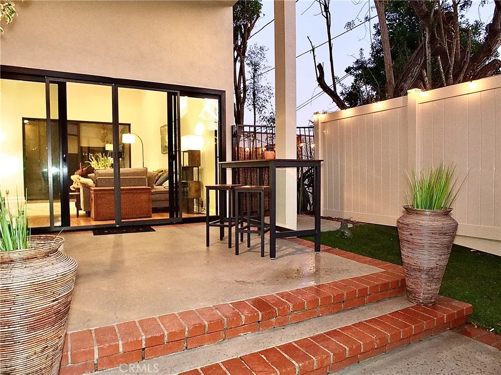 Additional image 17 of 341 S Meadows Ave, Manhattan Beach, CA 90266