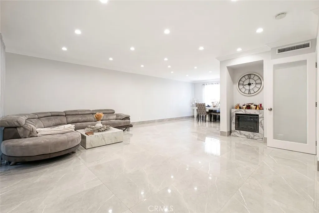 Additional image 64 of 7901 Via Stefano, Burbank, CA 91504