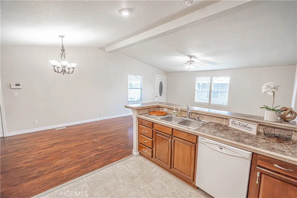 Additional image 42 of 1501 E Avenue I Unit 147, Lancaster, CA 93535