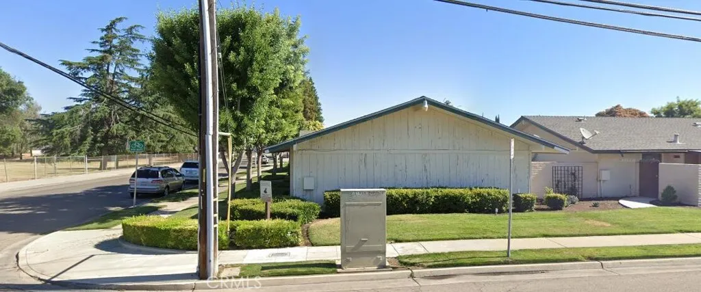 Additional image 38 of 198 W Barstow Ave, Fresno, CA 93704