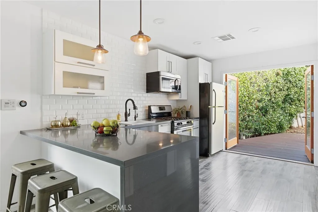 Additional image 11 of 1215 Stanley Ave, Glendale, CA 91206