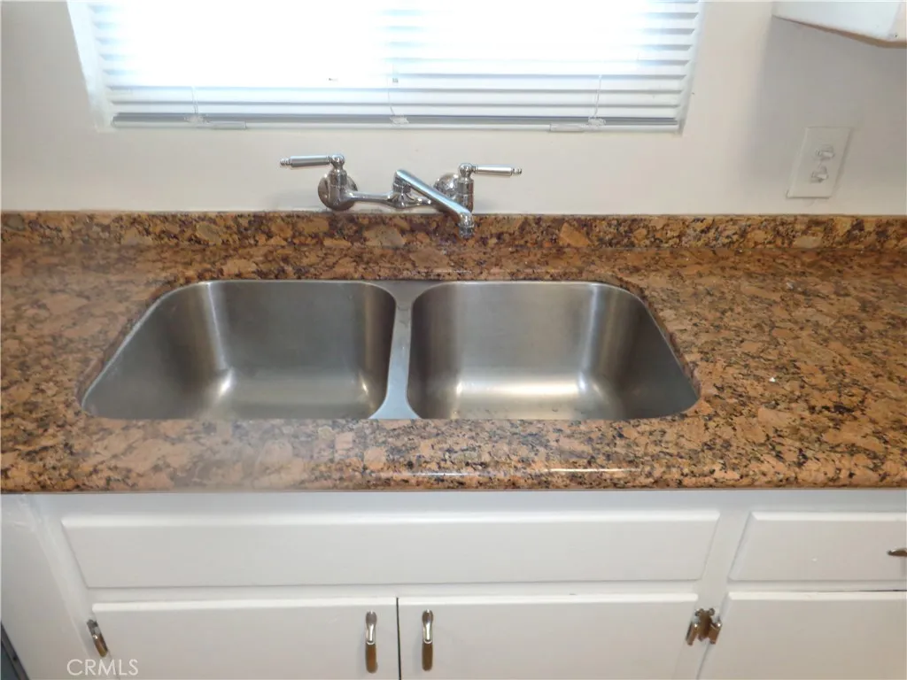 Additional image 13 of 19993 Rimrock Rd, Apple Valley, CA 92307