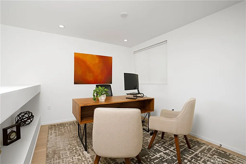 Additional image 53 of 5409 W Wilshire Vista Lane, Los Angeles, CA 90019