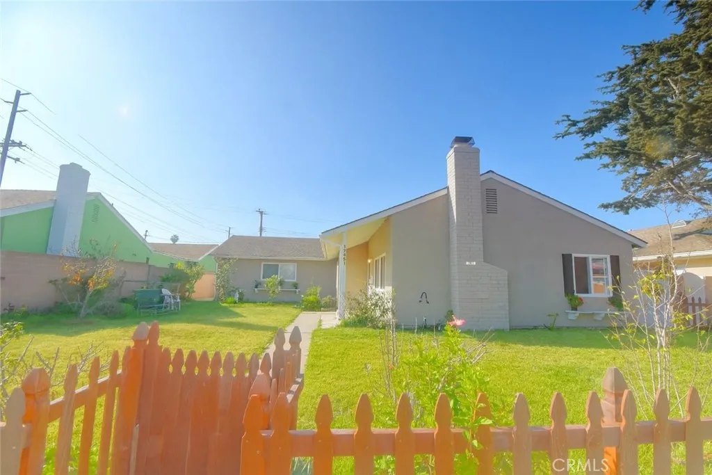 Additional image 33 of 17451 Newland St, Huntington Beach, CA 92647