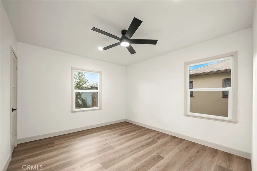 Additional image 19 of 924 W Almond Street, Compton, CA 90220