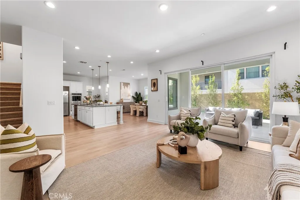 Additional image 39 of 105 Shear, Irvine, CA 92618