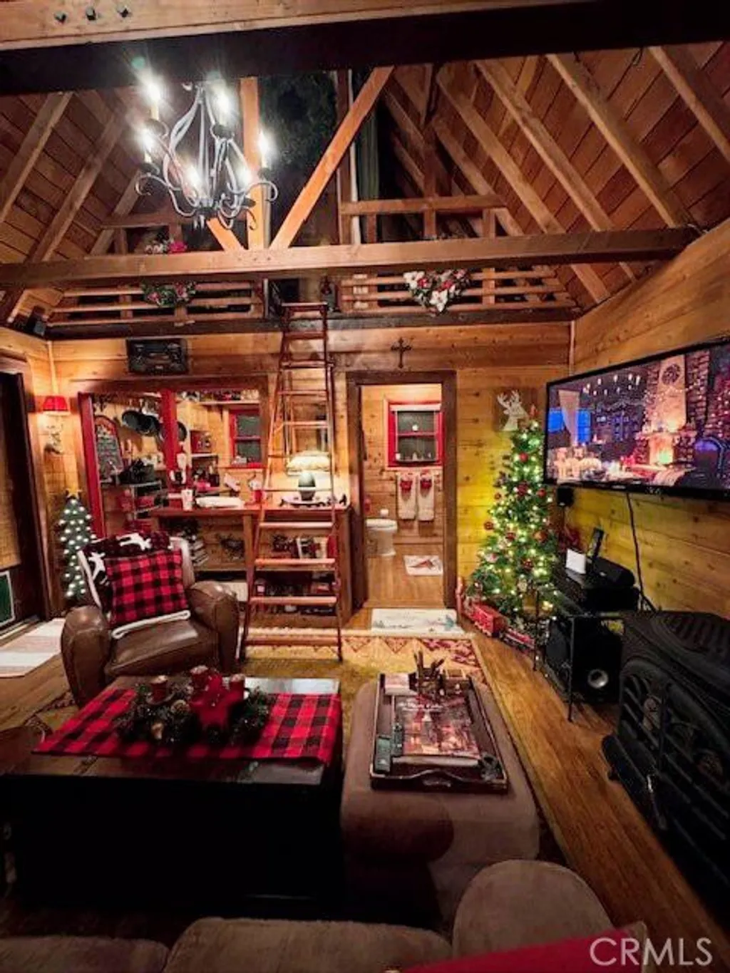 Additional image 30 of 529 West Victoria Court, Lake Arrowhead, CA 92352