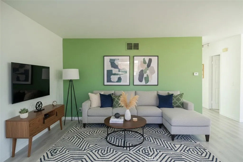 Additional image 2 of 22722 Malaga Way, Lake Forest, CA 92630