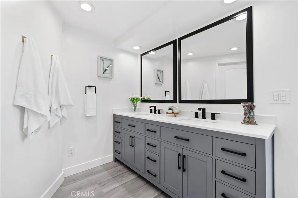 Additional image 30 of 8356 Vanalden, Northridge, CA 91324