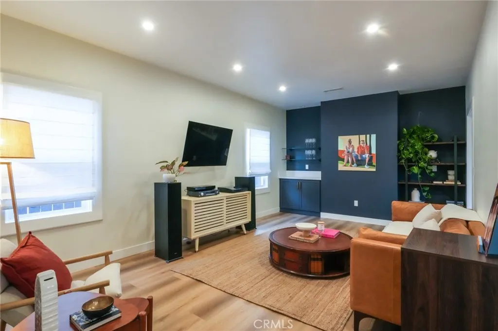 Additional image 67 of 3958 Seneca Avenue, Los Angeles, CA 90039