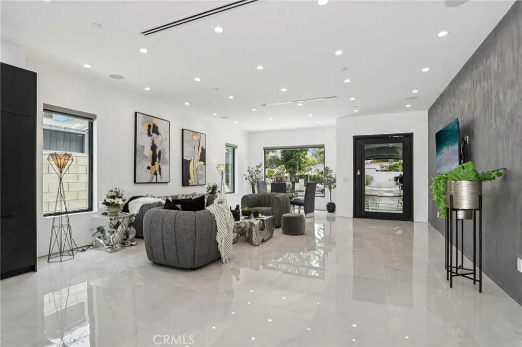 Additional image 72 of 2227 N Lamer Street, Burbank, CA 91504